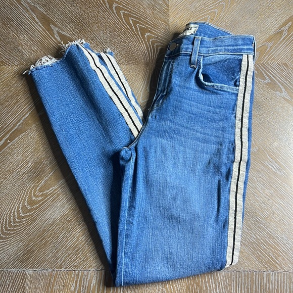 L’AGENCE Sada Side Stripe Crop Slim Jeans 24 - Picture 10 of 12
